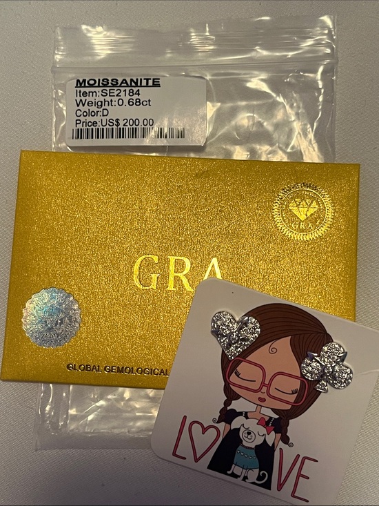 Moissanite Jewelry - Moissanite Silver Stud Heart & Clover Earrings w/GRA Certificate Retail 200$